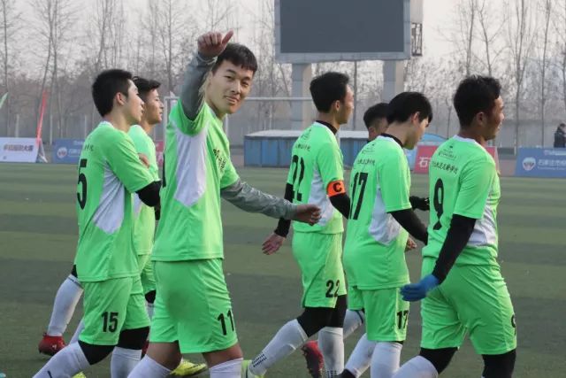 布伦森43分哈特24+13+8 尼克斯险胜步行者1-0